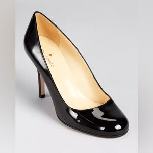 Kate Spade Karolina High-Heel in Black. Size 8